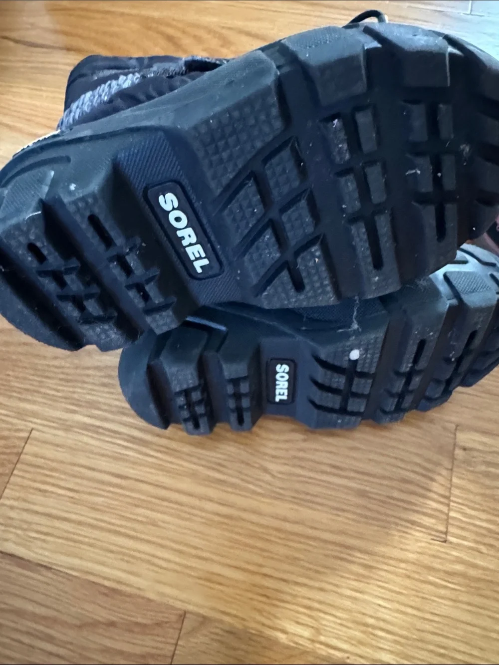 Excellent condition Sorel Black Kids Snow Boots with Pull Cord